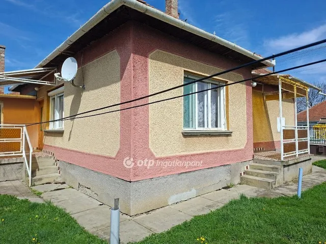 Eladó ház Sarkad 102 nm