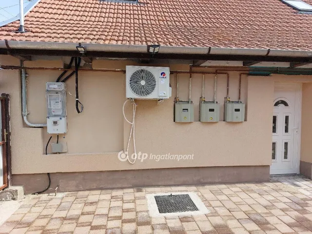 Eladó lakás Hatvan 75 nm