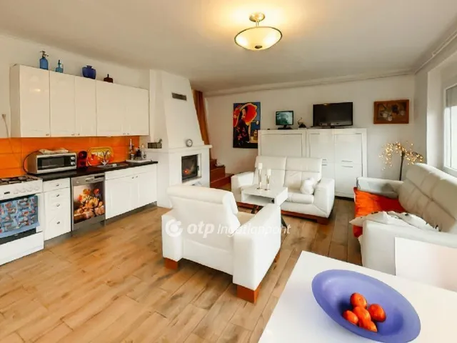 Eladó ház Hatvan 160 nm