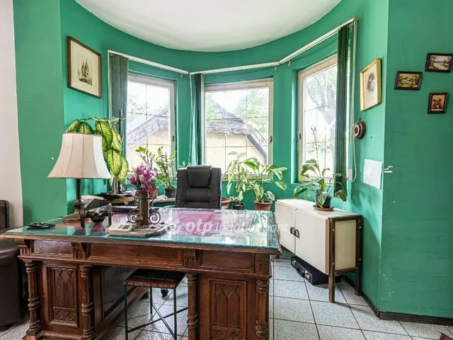 Eladó ház Budapest XV. kerület 400 nm