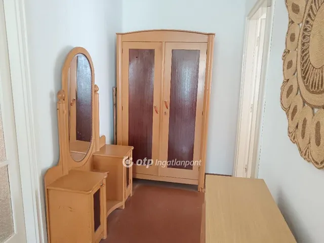Eladó ház Kenderes 81 nm