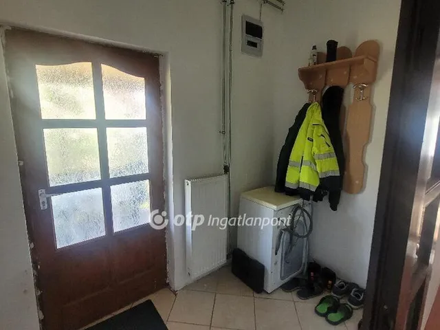 Eladó ház Jászkisér 72 nm