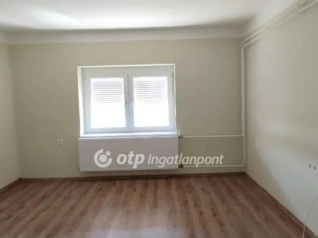 Eladó ház Jászszentandrás 97 nm