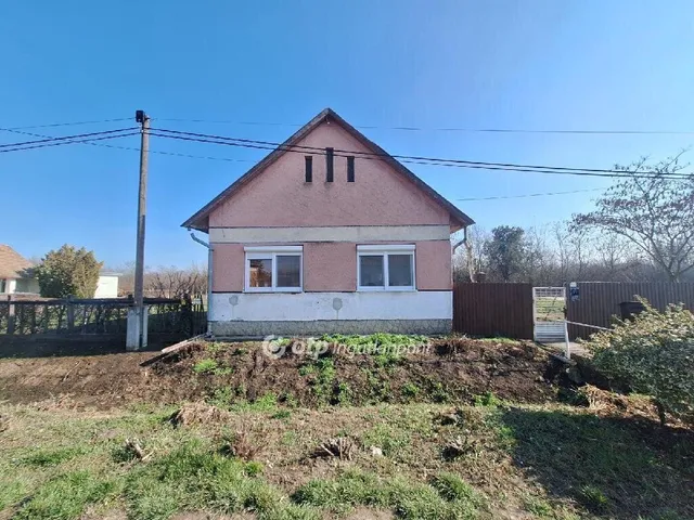 Eladó ház Füzesgyarmat 68 nm