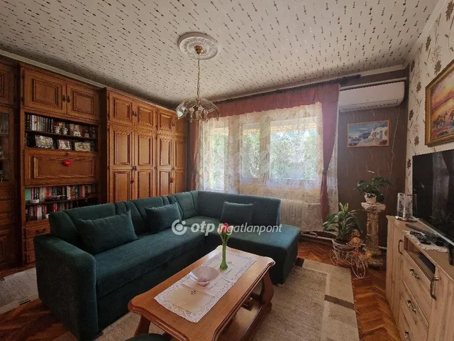 Eladó ház Kunhegyes 120 nm