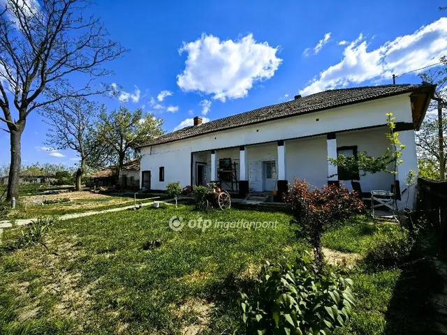 Eladó ház Kunmadaras 96 nm