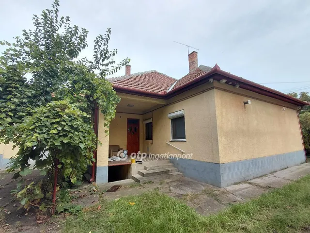 Eladó ház Hatvan 187 nm