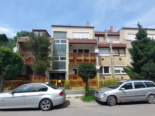 Eladó lakás Kisújszállás 70 nm