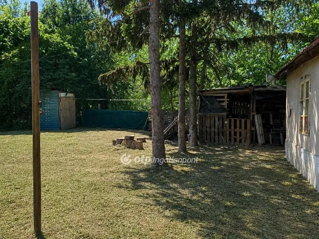 Eladó nyaraló Cegléd 34 nm