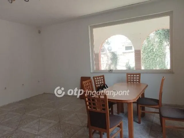 Eladó ház Jászberény 206 nm