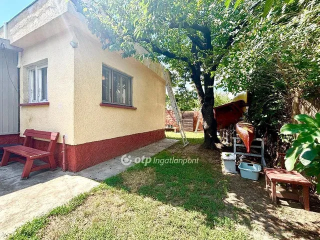 Eladó ház Budapest XVI. kerület 45 nm