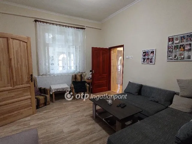 Eladó ház Karcag 107 nm