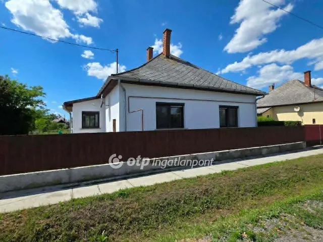 Eladó ház Nádudvar 86 nm