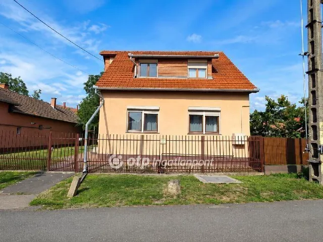 Eladó ház Püspökladány 156 nm
