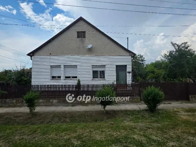 Eladó ház Kaba 79 nm