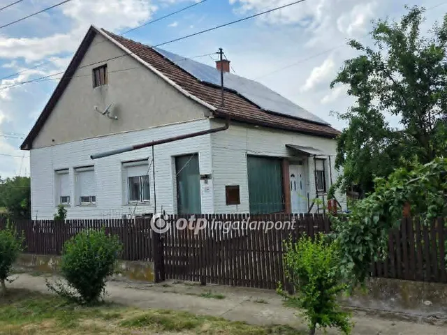 Eladó ház Kaba 79 nm