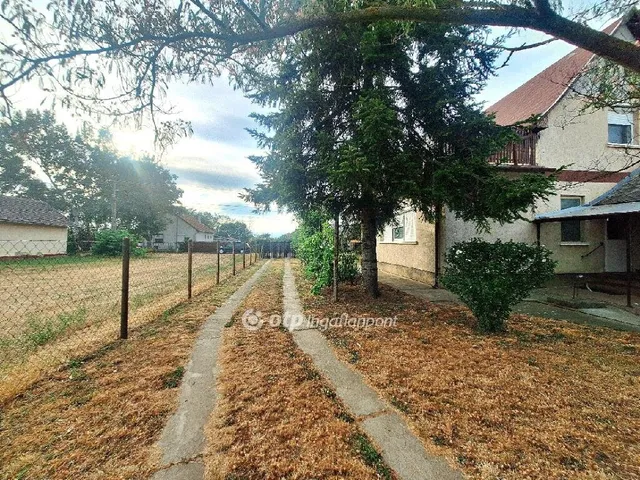 Eladó ház Karcag 100 nm