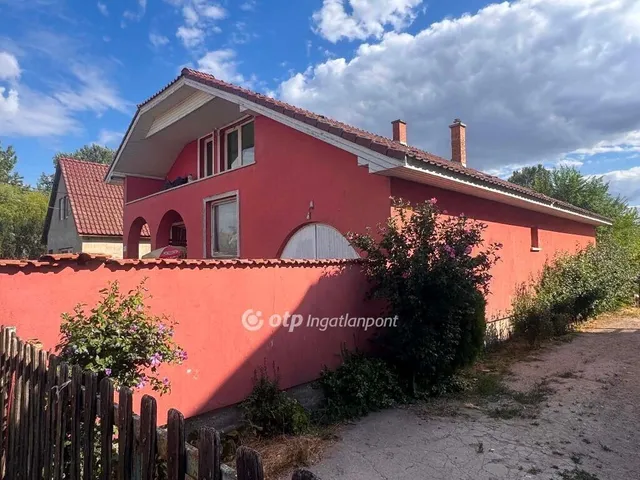 Eladó ház Nagykáta 170 nm