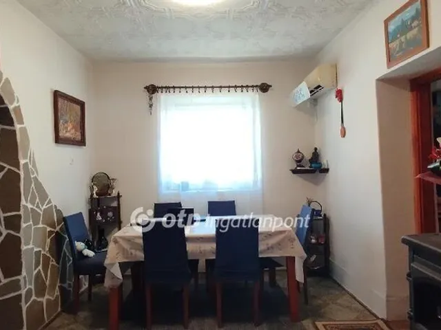 Eladó ház Tiszaföldvár 78 nm