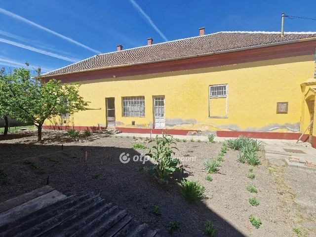 Eladó ház Kunhegyes 115 nm