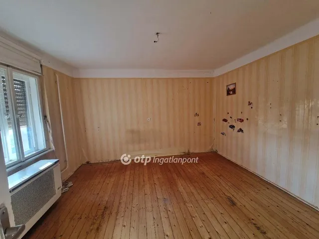 Eladó ház Tápiószele 75 nm