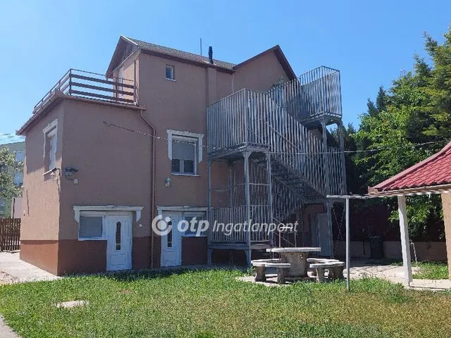 Eladó ház Túrkeve 220 nm