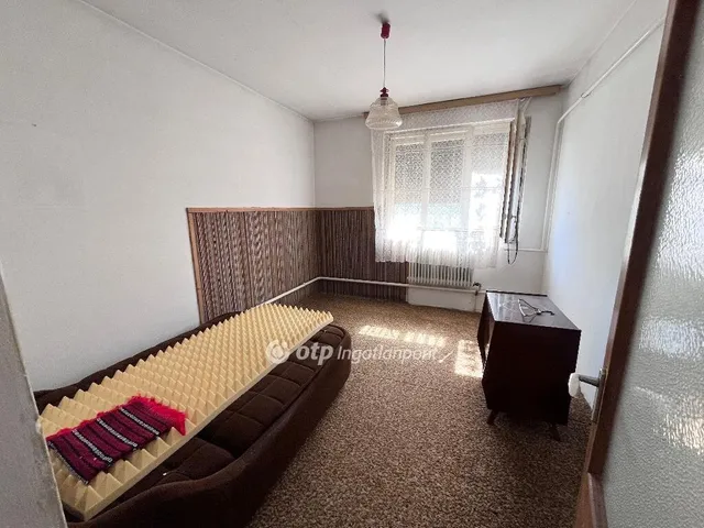 Eladó ház Kunhegyes 130 nm