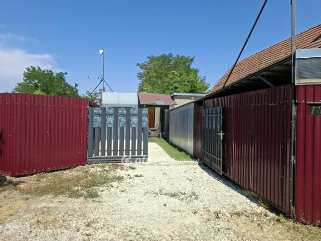 Eladó telek Pilis 6098 nm