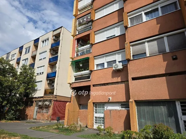 Eladó lakás Hatvan 54 nm