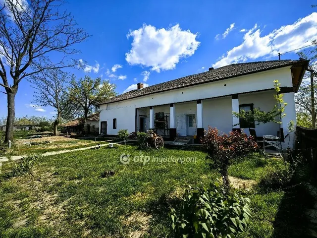 Eladó ház Kunmadaras 96 nm