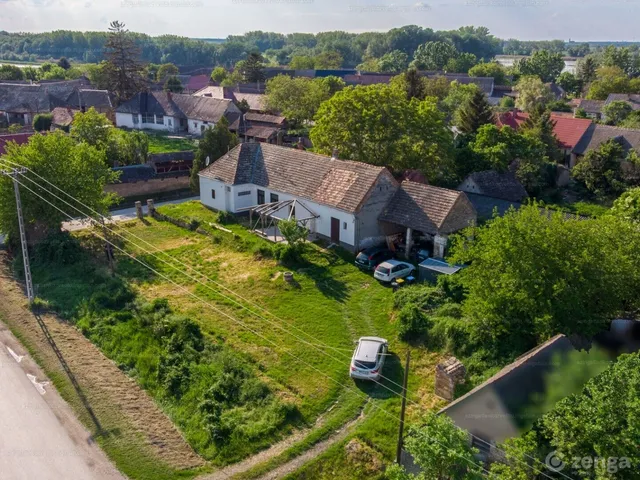 Eladó ház Bogyiszló 97 nm