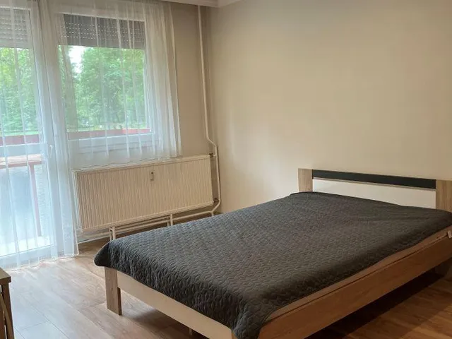 Eladó lakás Debrecen, Újkert 89 nm