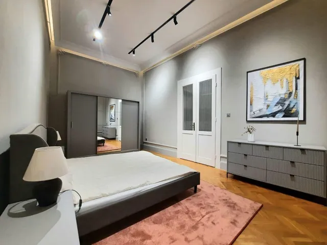 Kiadó lakás Debrecen, Belváros 128 nm