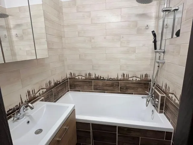 Eladó lakás Debrecen, Vénkert 68 nm