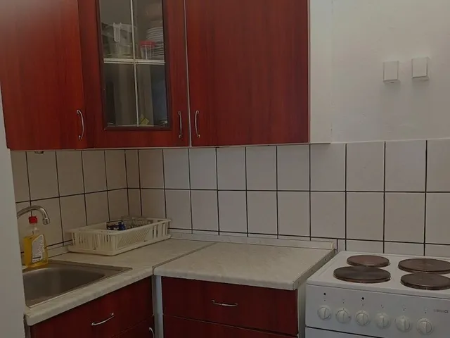 Eladó lakás Debrecen, Tócóskert, Derék  31 nm