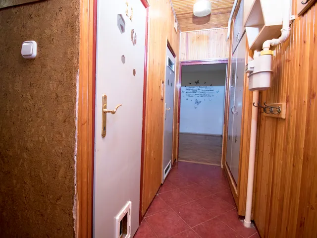 Eladó lakás Gyöngyös, Nyolcvanas lakótelep 48 nm