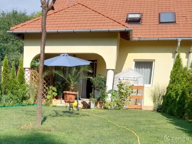 Eladó ház Erdőkertes, Róheimnegyed 117 nm