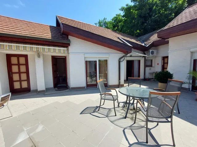 Eladó ház Esztergom 328 nm