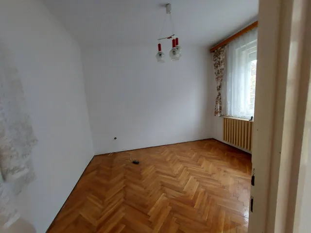 Kiadó ház Esztergom 80 nm