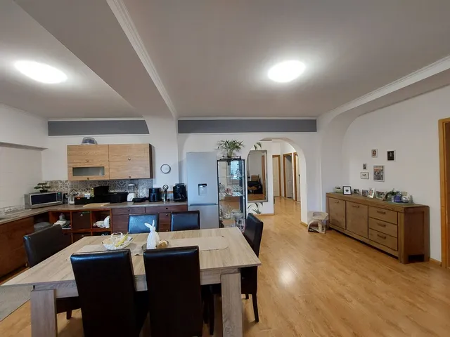 Eladó ház Tokod 216 nm