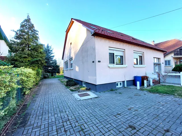 Eladó ház Tokod 216 nm