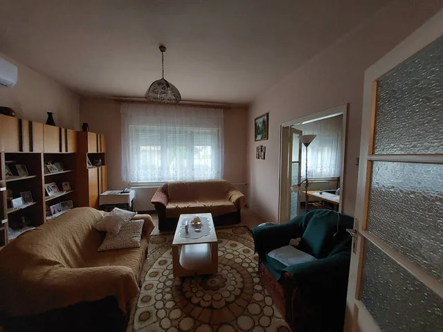 Eladó ház Bajót 88 nm