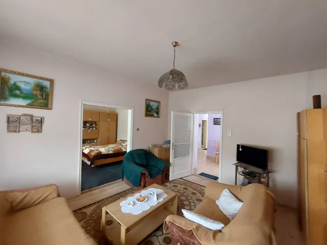 Eladó ház Bajót 88 nm