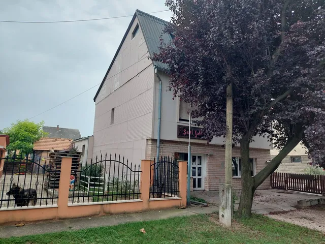 Eladó ház Tát 112 nm