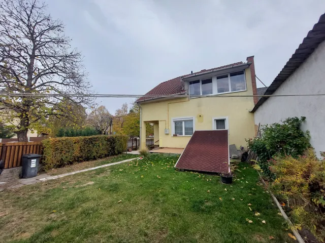 Eladó ház Esztergom 180 nm