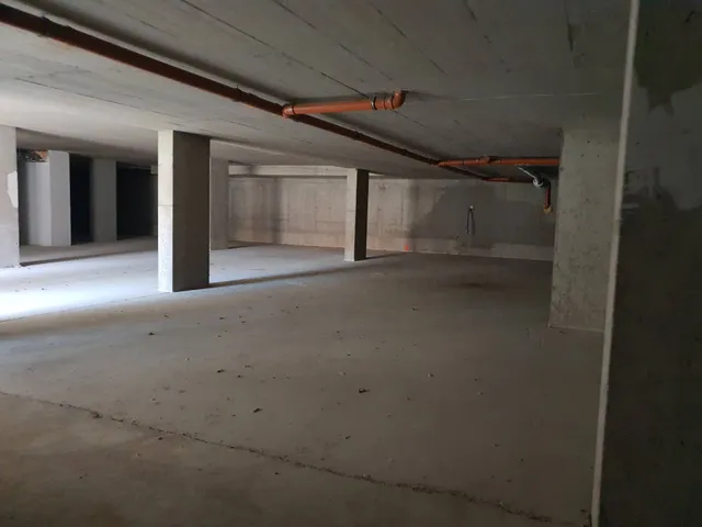 Eladó kereskedelmi és ipari ingatlan Dorog 650 nm