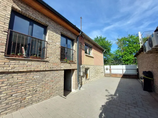 Eladó ház Sárisáp 121 nm