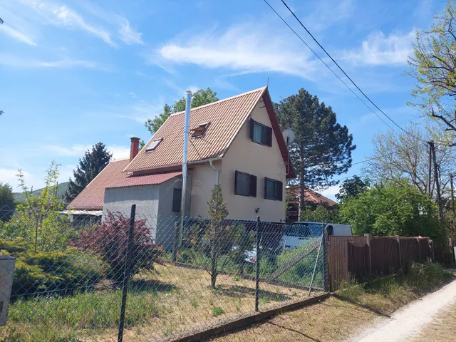Eladó ház Esztergom 77 nm