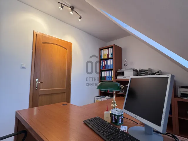 Kiadó kereskedelmi és ipari ingatlan Budapest III. kerület 87 nm