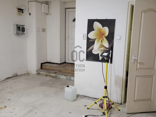 Eladó kereskedelmi és ipari ingatlan Budapest IX. kerület, Külső Ferencváros 34 nm